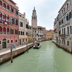 https://san-giorgio-degli-schiavoni-apartments.hotelslidodijesolo.com