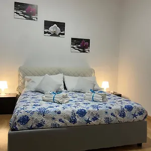 https://apt-perla-in-the-sea.hotelitalianriviera.com